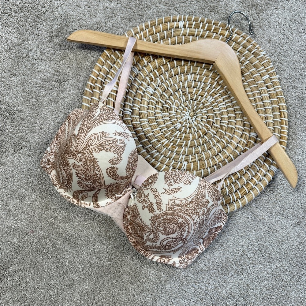 Victoria’s Secret Lined Strapless Bra Paisley Satin Underwire Convertible 32DDD